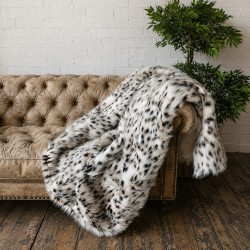 Spotted Faux Fur Throw | Spotty Fur Blanket | Dalmatiër Plaid