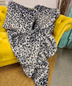 Luxury animal print faux fur sofa throws