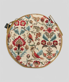 Round Bistro William Original Tapestry Seat Pads