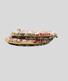 Multicoloured round bistro tapestry chair pads