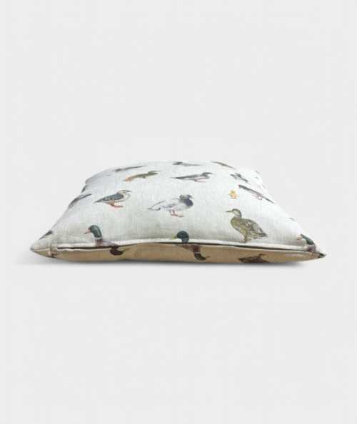 Square sofa cushions with duck design
