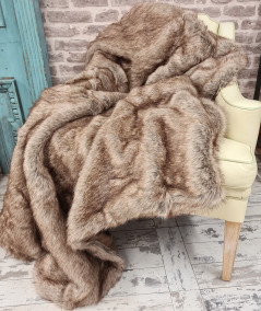 Woodchuck Faux Fur Bedspread
