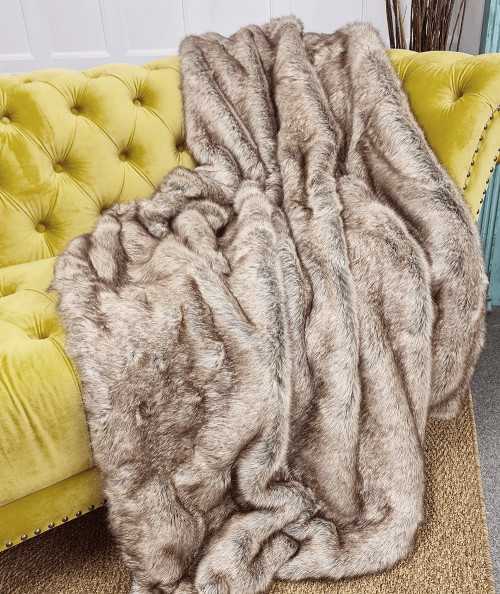 Woodchuck Faux Fur Sofa Throw