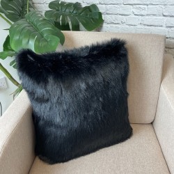 Coussin en fausse fourrure Ours Noir | Oreiller en fourrure noire | Coussins en fourrure noire
