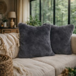 Coussin en fausse fourrure Richmond Graphite | Oreiller en fourrure grise | Coussin en fourrure grise