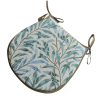 D-förmiges Sitzkissen Willow Bough Seaspray | D-förmiges blau-grünes Sitzkissen