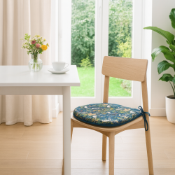 D-förmiges Sitzkissen Strawberry Thief Navy | Blaues florales D-förmiges Sitzkissen