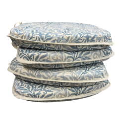 Coussin de siège à fuseau Willow Bough Azure | Coussins de siège à fuseau William Morris