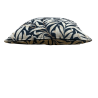 Willow Bough Azure Gobelin-Kissen | Blau gemusterte Gobelin-Kissen