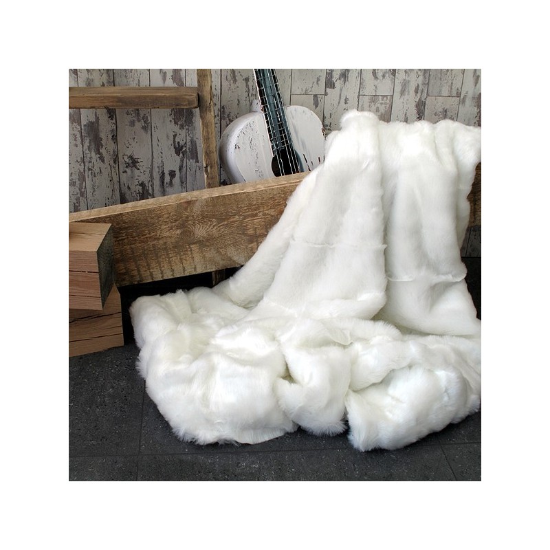 CLEARANCE! Weißer Polarbär Kunstfell Bettläufer | Weißer Fell Bettläufer