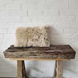 Paar rechteckige Kissen aus echtem Schaffell Oyster 30x50cm