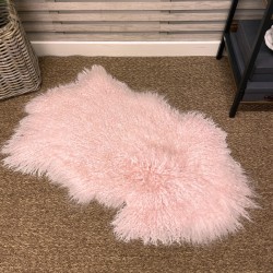 Pale Pink Tibetischer Schaffell-Teppich | Lockiger Schaffell-Teppich